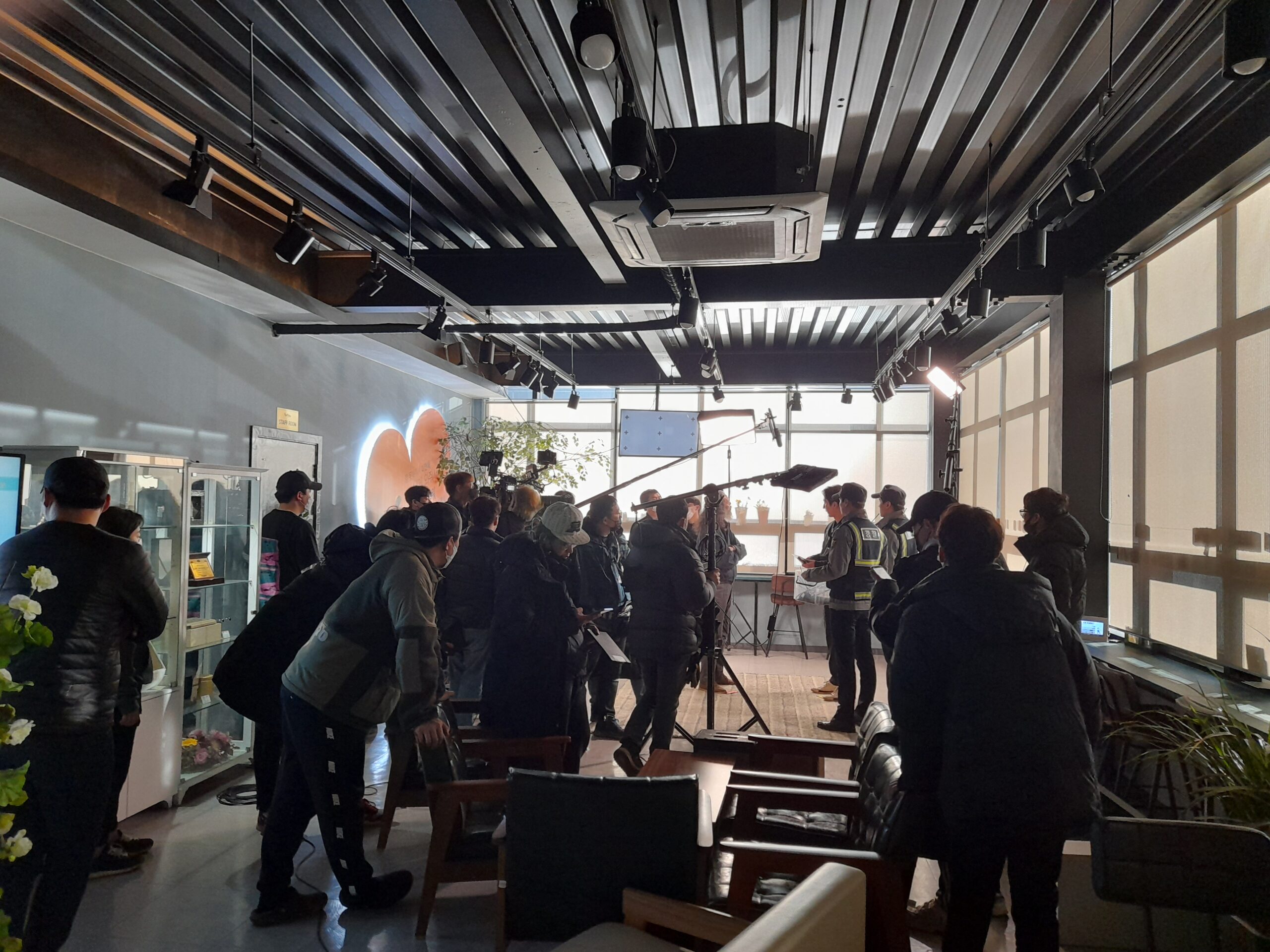 리멤버스톤이 SBS드라마 펜트하우스2 드라마 촬영지가 되었습니다.