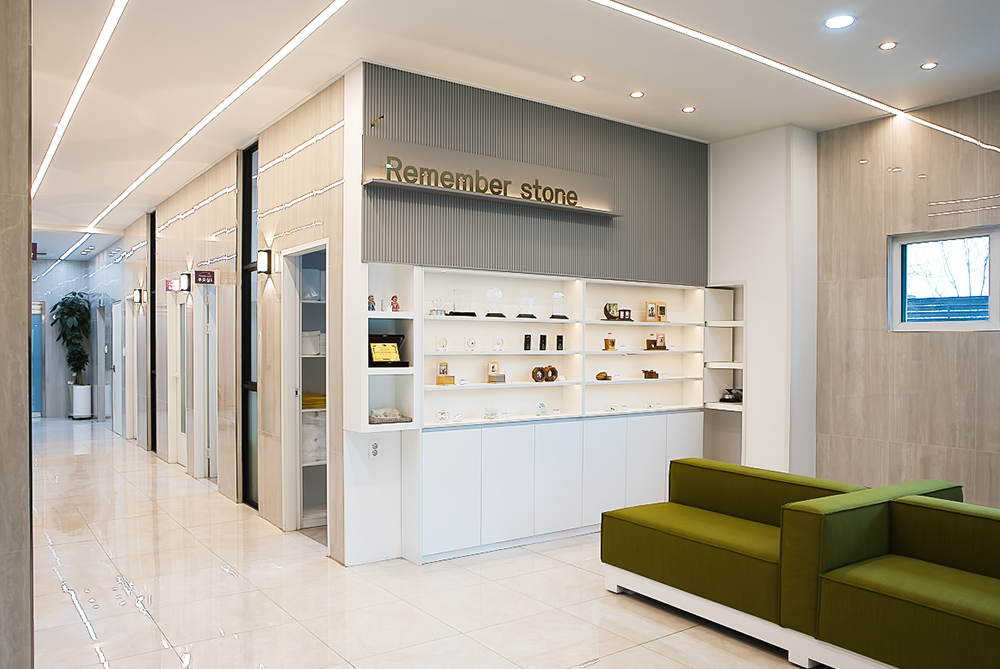 메인 비주얼 이미지 02